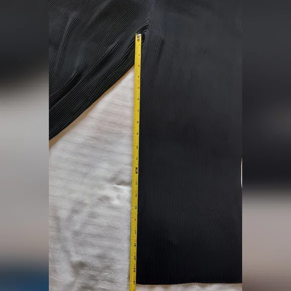 Zara Basics Women's Wide Leg Cropped Pants Black  Size… - Picture 9 of 12